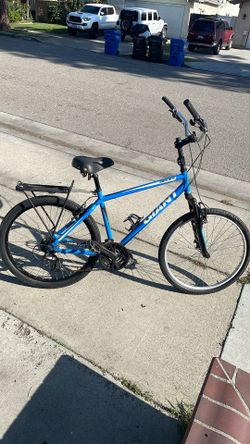 Giant boulder mountain bike