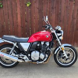 2013 Honda CB1100 - Only 3k Original Miles - Ready To Ride!