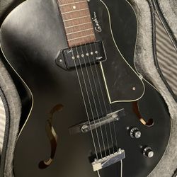 Godin 5th Av Kingpin Hollow Guitar 