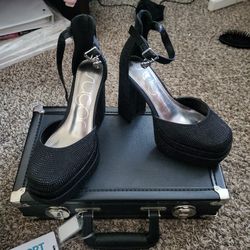 Formal Women's dress shoes