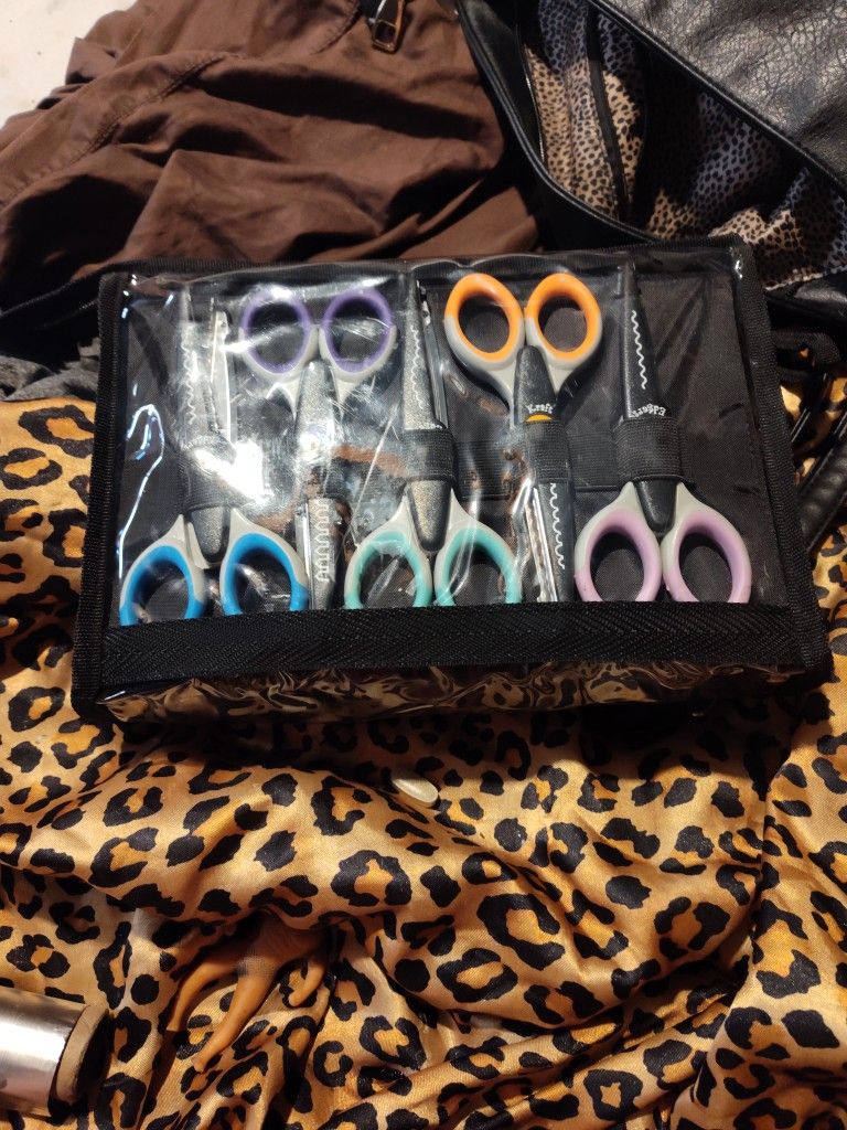 Craft/ Scrapbooking Scissors