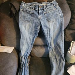 Womans Pants Size 6 