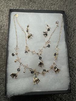 Elephant With Bling On It In Gold Matching Earrings And Bracelet Necklace With Earrings Set NEED GONE 