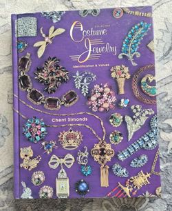 Costume Jewelry Book