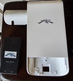 UBIQUITI NANOSTATION LOCO M2
2.4GHZ INDOOR/OUTDOOR 8dBi CPE