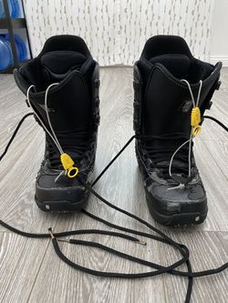 Button Boots 9.5 Mens $30