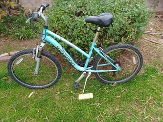 Schwinn Ranger Girls 24" 21 Speed Bicycle