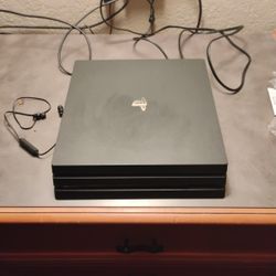 PS4 Pro 