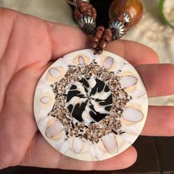 Brown Beads With Mother Shells 🐚 