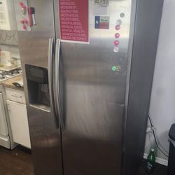 Samsung Refrigerator & Freezer
