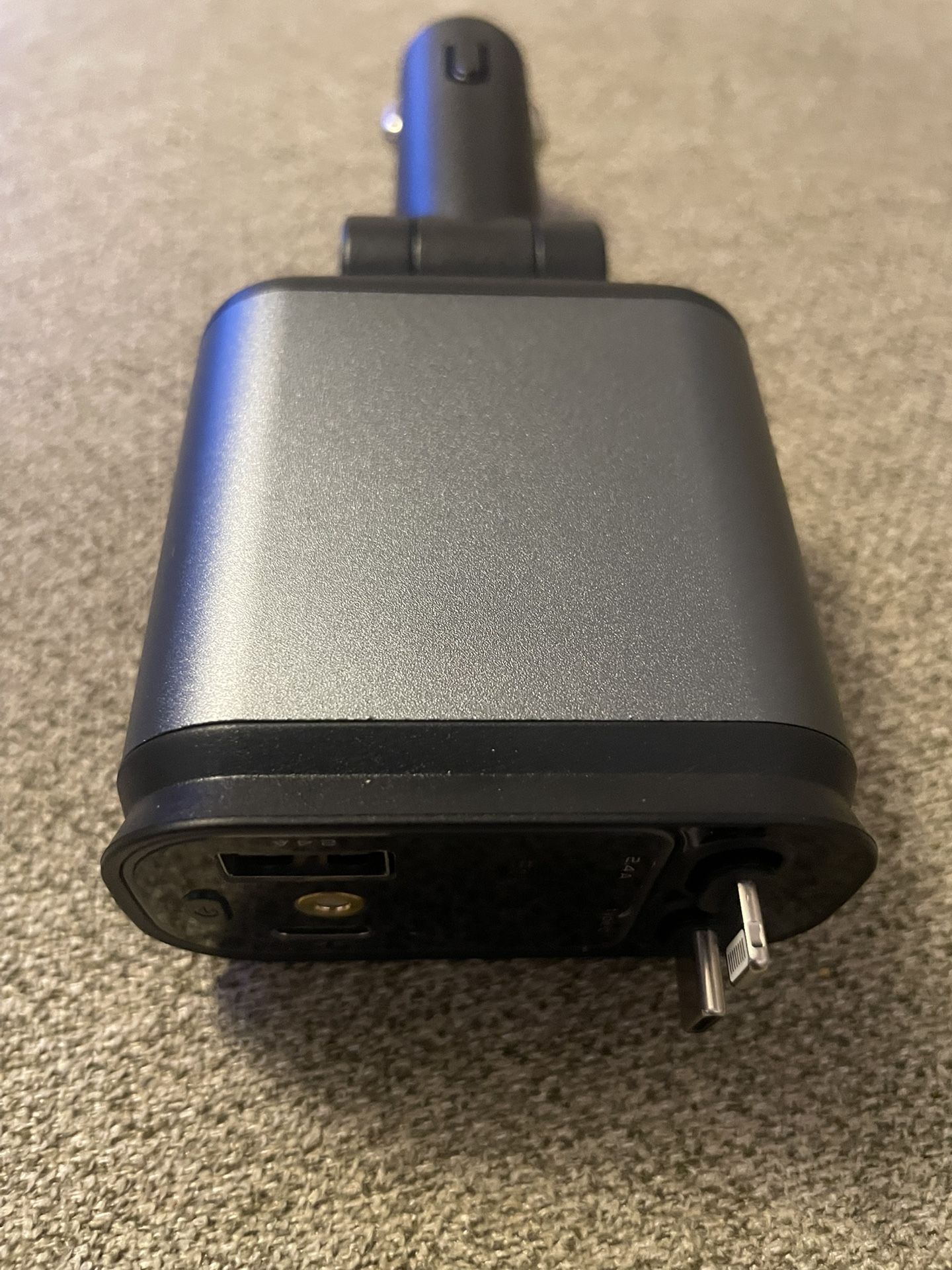 4-in-1 Fast Car Charger, 60W, Retractable Cables - Warehouse Closeout Sale!