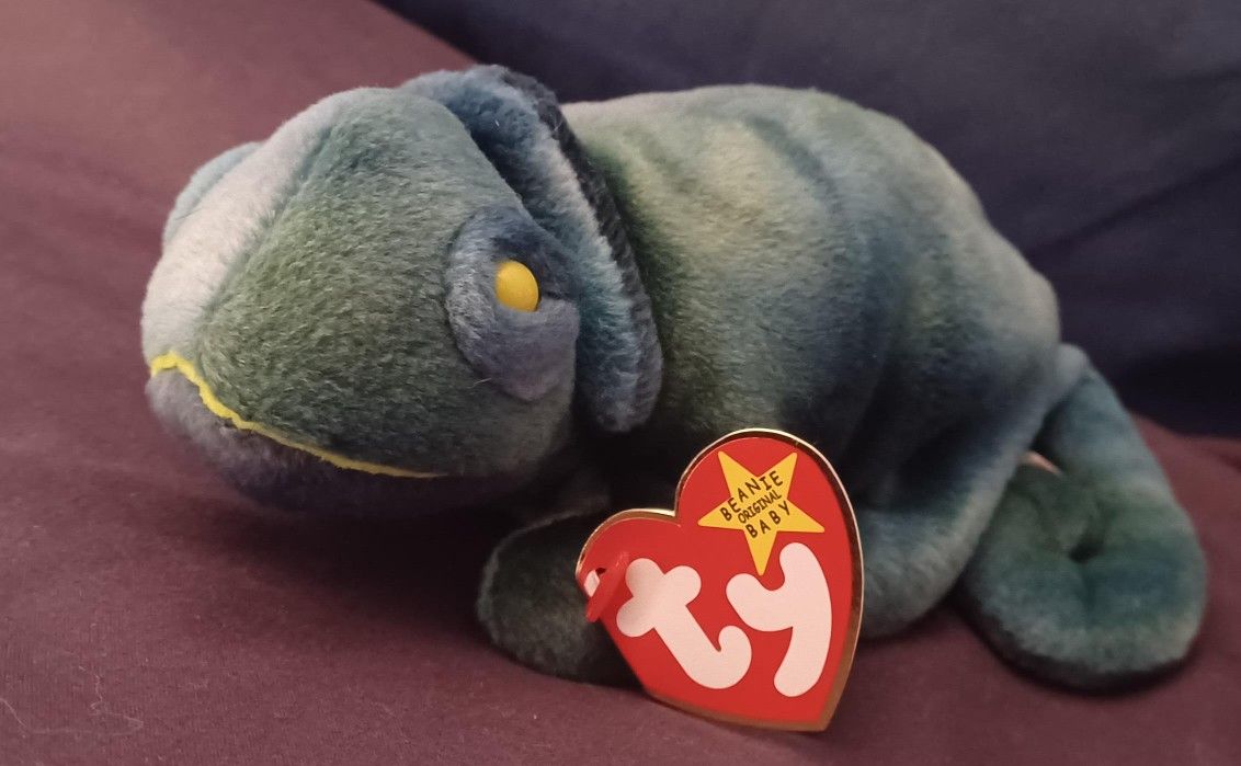 COLLECTOR TY BEANIE BABIES RETIRED ERRORS TOYS RAINBOW CHAMELEON, NEON SEAHORSE, CANADA MAPLE BEAR, VALENTINE BEAR SMOOCH-E