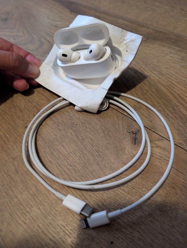 Open Box New Apple Airpods with Lightning Charging Case And Charger