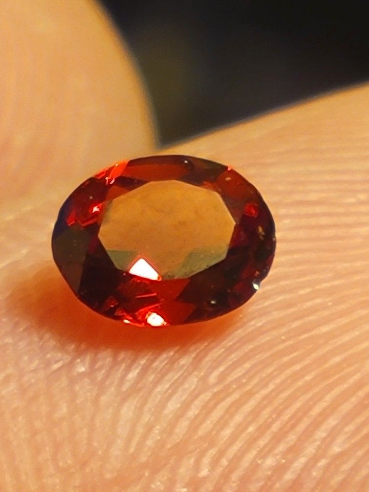Red GARNET OVAL CUT CRYSTAL/GEMSTONE 4x5mm