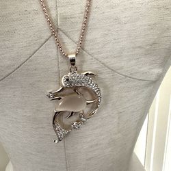 Betsey Johnson Double Dolphin Pendant Necklace 