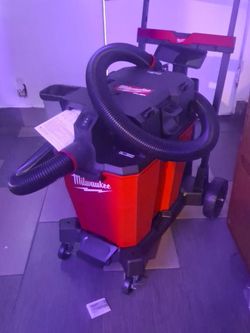 Milwaukee M18 FUEL Wet/Dry Vacuum