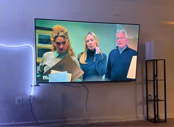 VIZIO 86" Quantum 4K QLED Smart TV