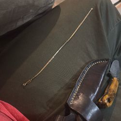10k Gold Curb Style Bracelet 9  ‘