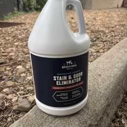 Rocco & Roxie Stain & Odor Eliminator Carpet Cleaner 