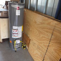 32,000 BTHU 29 Gallon Water Heater 