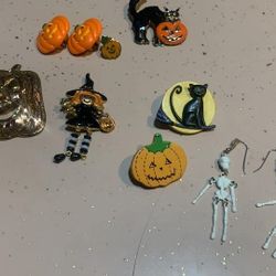 Vintage Halloween Items