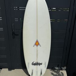 5’8” G-Force surfboard