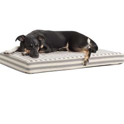 Barkbox Memory Foam Platform Dog Bed | Plush Mattress for Orthopedic Joint Relief | Machine Washable Cuddler with Removable Cover and Water-Resistant 