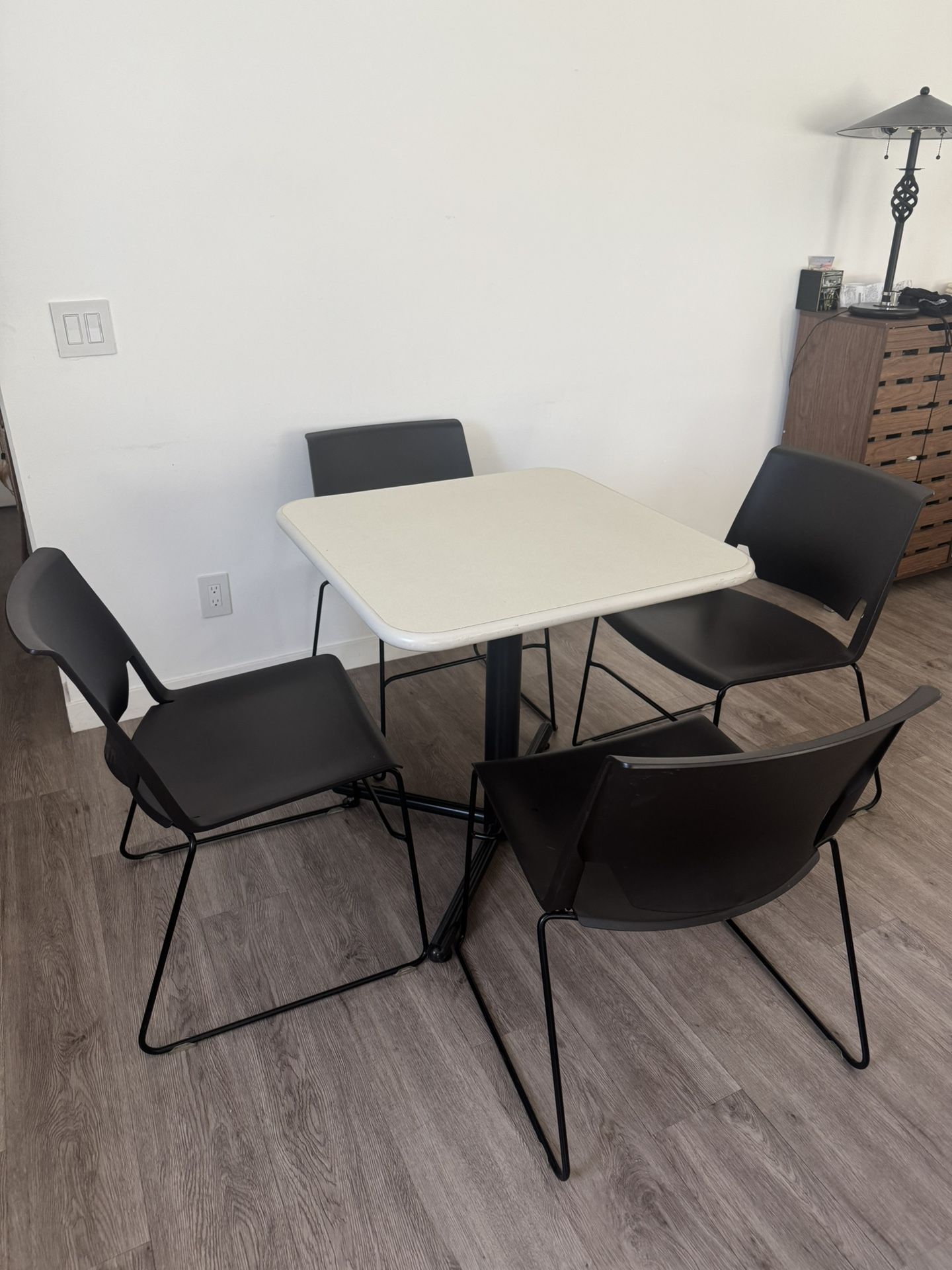 Table + Chairs