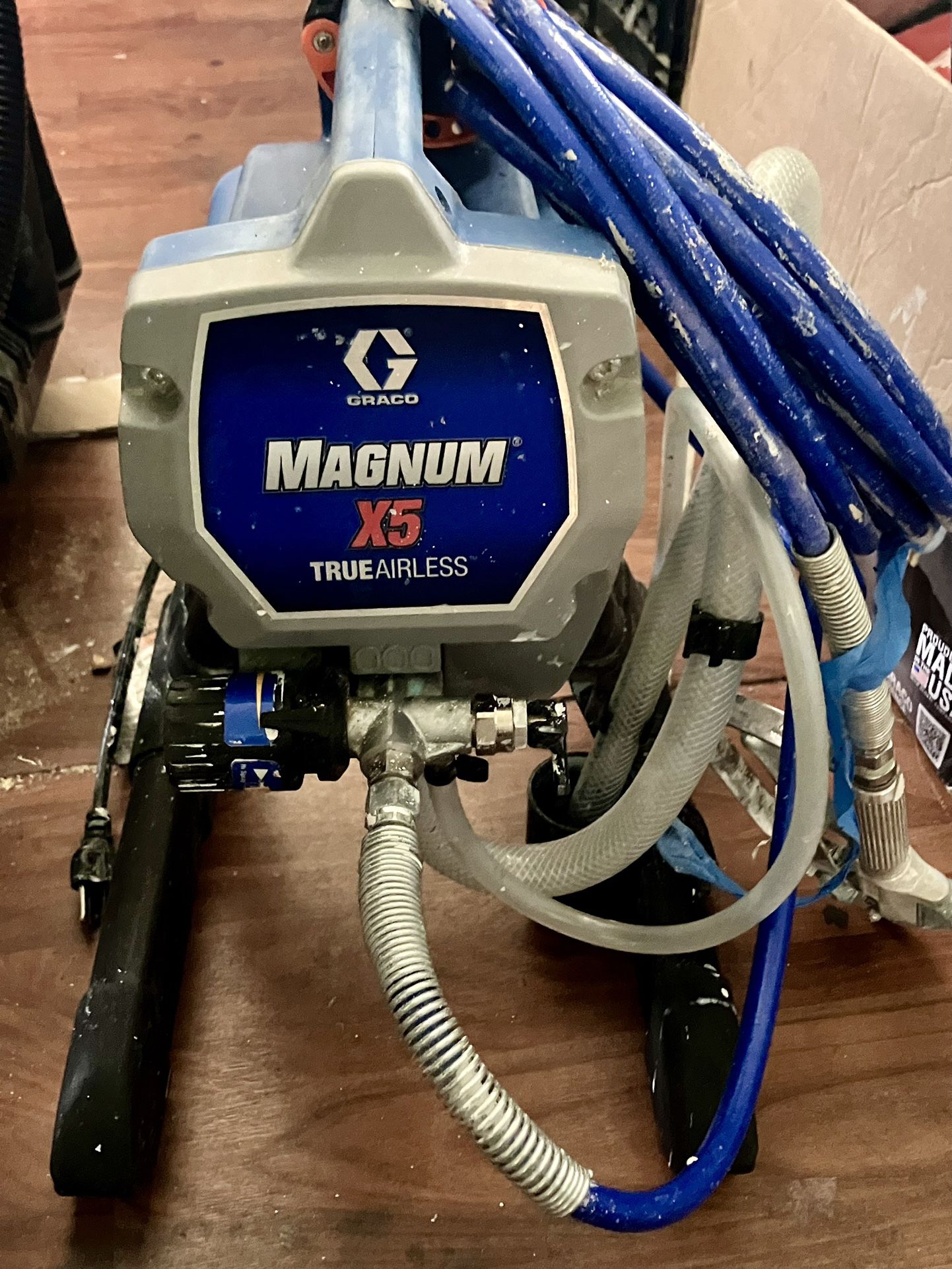  Graco Magnum X5 Airless 3000 PSI Stand Paint Sprayer