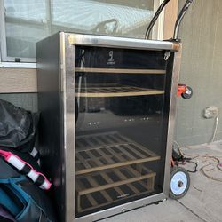 Frigidaire Wine Cooler