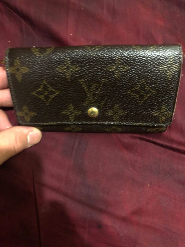 Lv purse for Sale in Seattle, WA - OfferUp