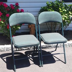 Set 2 cushioned folding chairs - $15