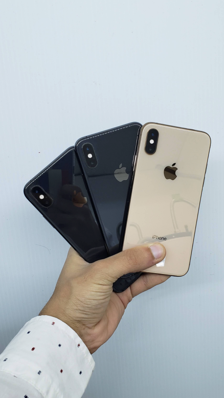 Apple iPhone XS 256GB / 64GB