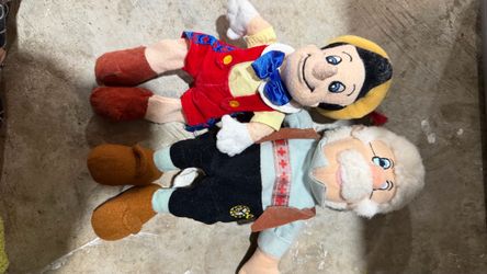 Disney Pinocchio and Geppetto Plush Set