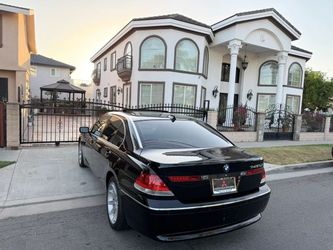 2004 BMW 7 Series