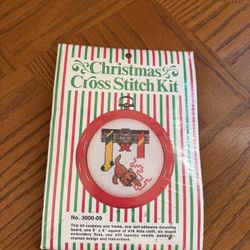Vintage Christmas Cross Stitch Kit NEW