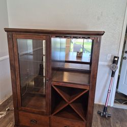 Wine/Bar Cabinet