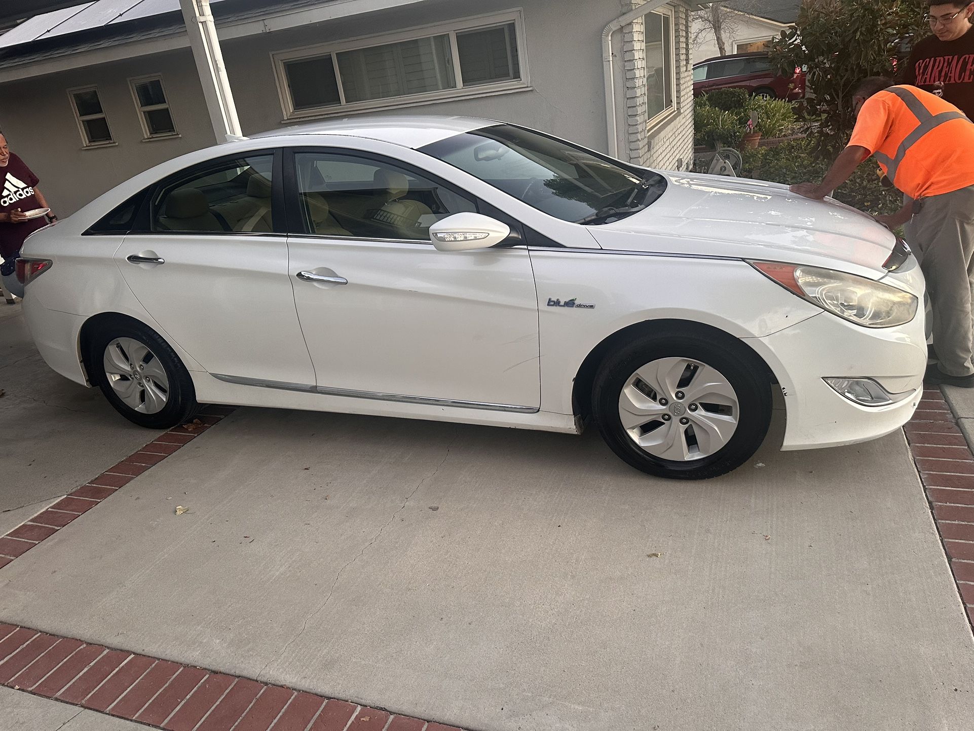 2013 Hyundai Sonata Hybrid
