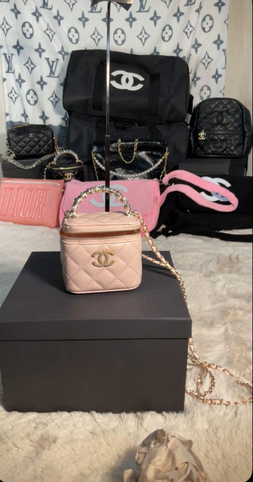 CHANEL MINI BAG