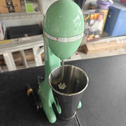 Hamilton Beach Retro Drink Mixer Milkshake Maker w/ Cup