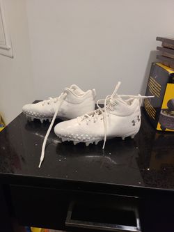 Under Armour, White Cleats For Football, Comes With Gloves TPU