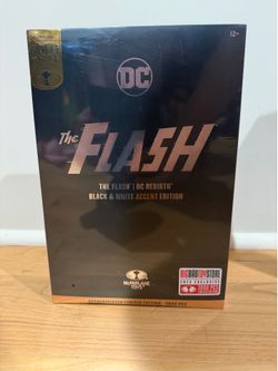 The flash McFarlane 3,000 pieces