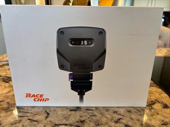 Race Chip Black GTS Porsche Macan 3.0 S