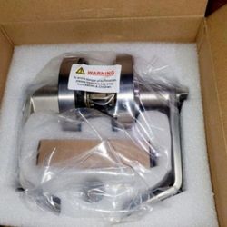 Brand New Oakmoore Commercial Grade Bathroom Door Handle Lock