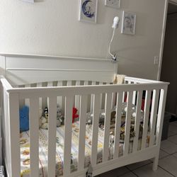 Baby Crib 