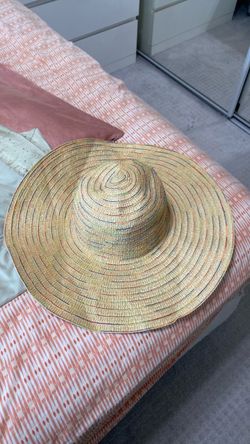 Free womens hat