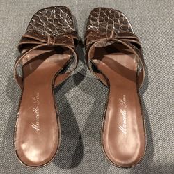 Women’s Crocodile Sandals