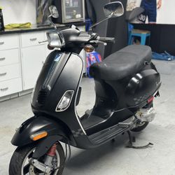 Vespa 50S Matte Black 