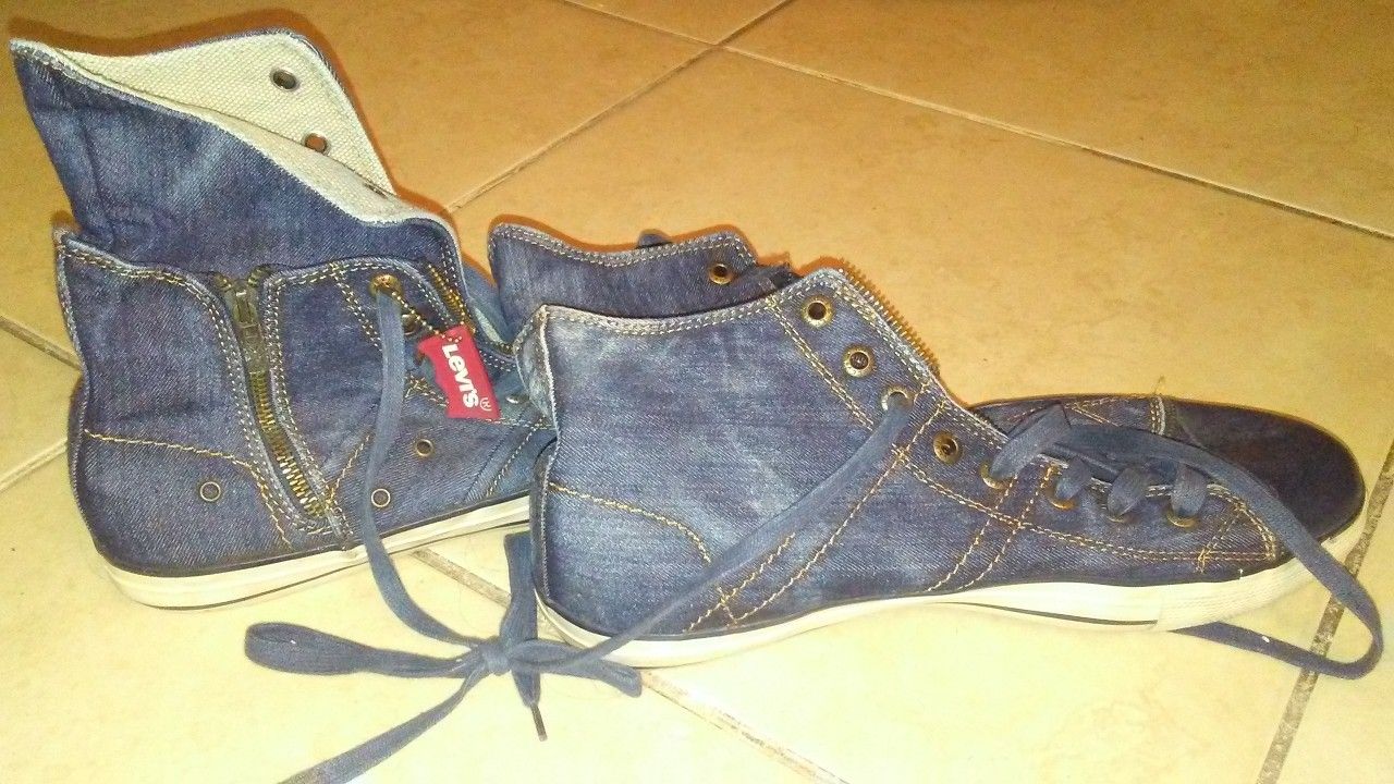 Levis jeans shoes size 12