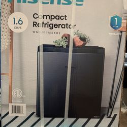 Mini Fridge 1.6 C.U FT. 